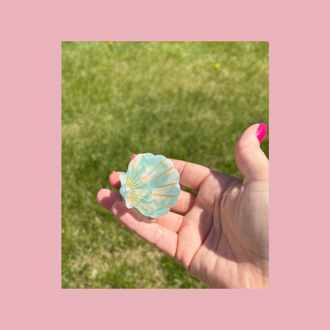 Beachy Seashell Hair Claw Clips